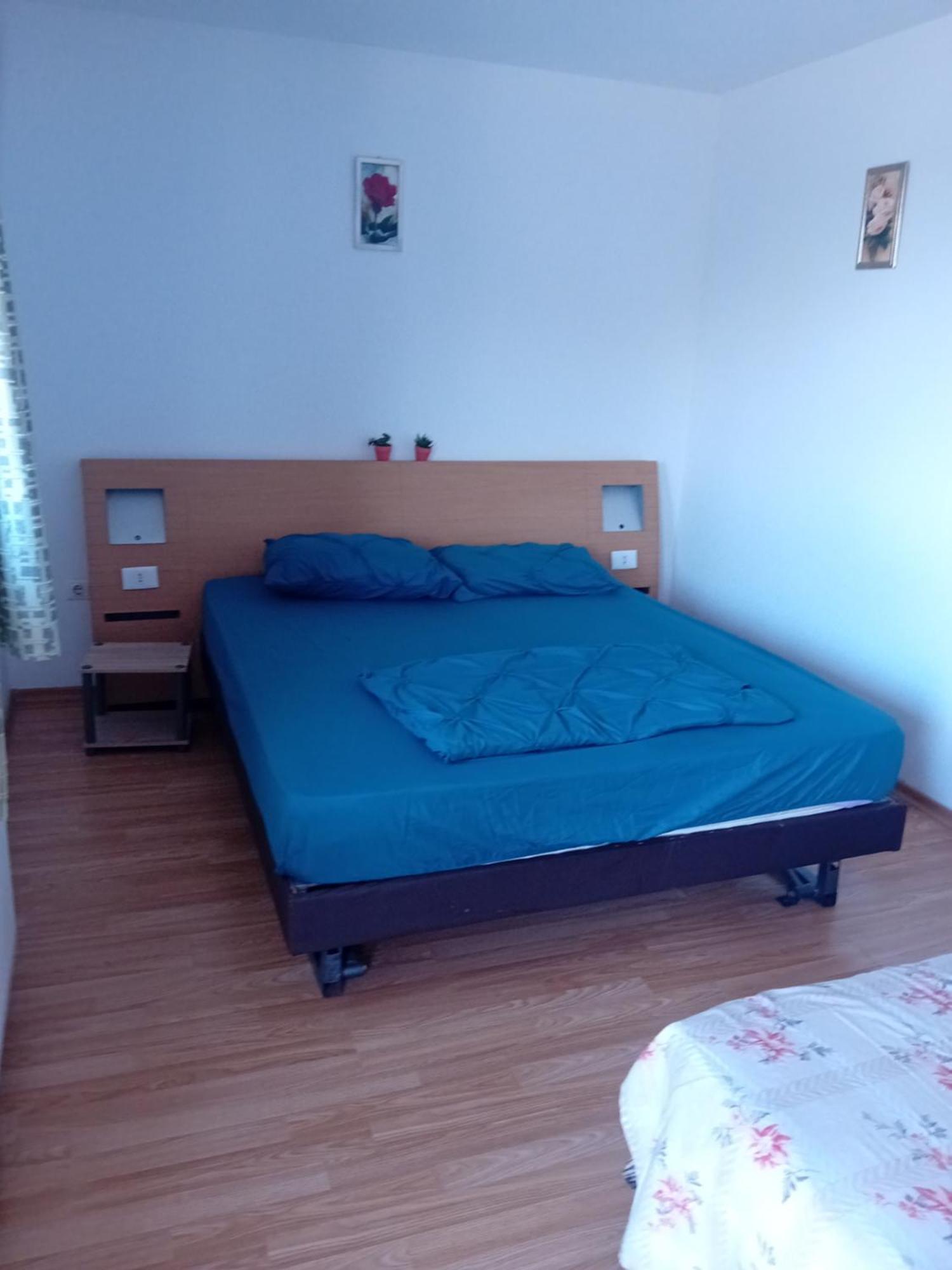 Lebada Neagra Hotel Schitu Kültér fotó